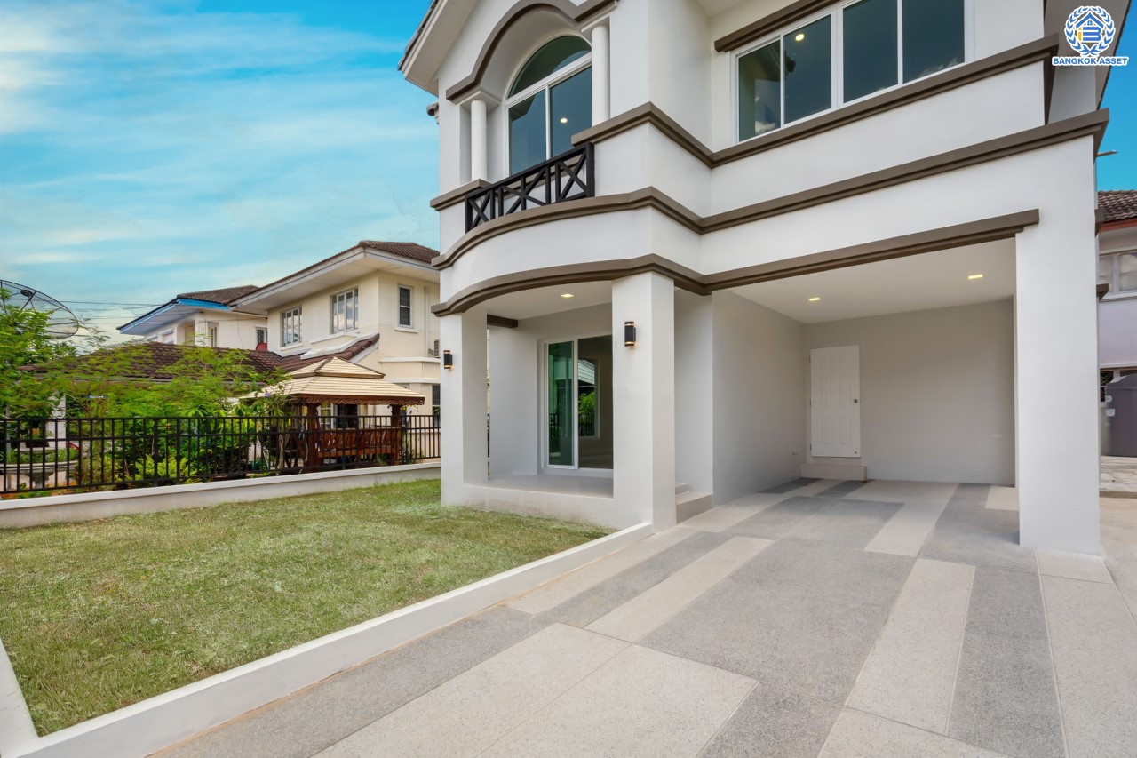 บ้านมือสองตกแต่งใหม่ ม.ชัยพฤกษ์ บางบัวทอง บ้านเดี่ยวจากแบรนด์ LH เนื้อที่ 61.7 ตร.ว. ฟังก์ชัน 3 ห้องนอน 3 ห้องน้ำ จอดรถได้ 1 คัน พร้อม Facilities ครบครัน บนทำเลเดินทางสะดวก ติดถนนบางกรวย-ไทรน้อย ใกล้เซ็นทรัลเวสต์เกต และรถไฟฟ้าสายสีม่วง "สถานีบางพลู"